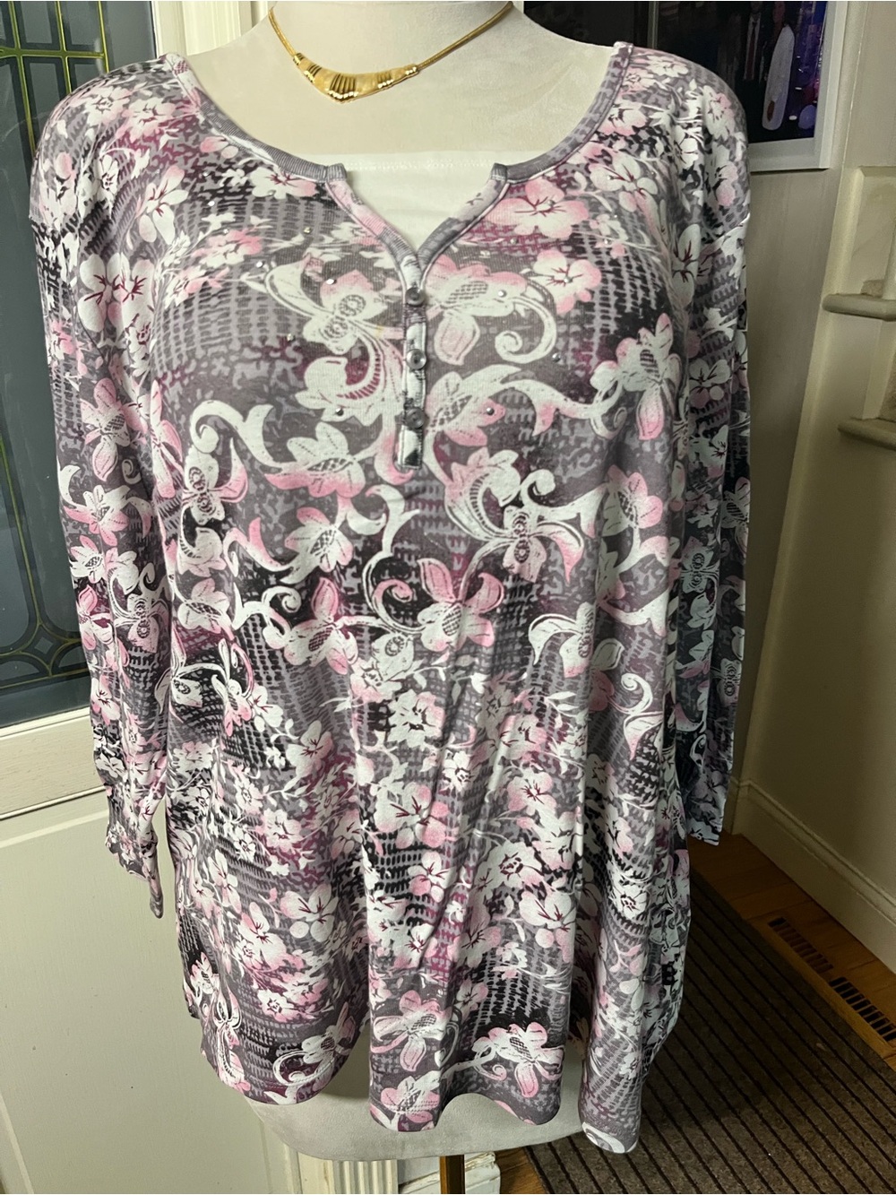 Basic Editions 3X Floral Rhinestone Henley Top Pink Gray Plus Size Y2K